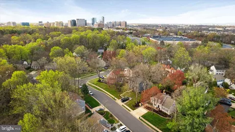 View/Area - 1622 Stowe Rd, Reston, VA 20194 photo 4 of 6