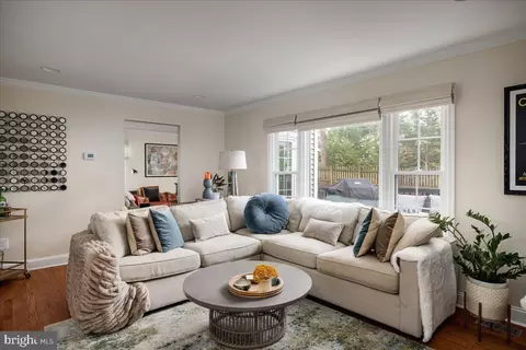 Living - 1622 Stowe Rd, Reston, VA 20194 photo 4 of 8