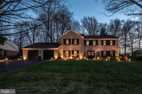 11901 Riders Ln, Reston, VA 20191