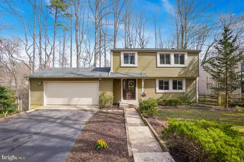 2345 Old Trail Dr, Reston, VA 20191