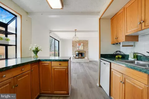 Kitchen - 2345 Old Trail Dr, Reston, VA 20191 photo 4 of 8