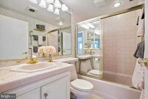 Bath - 2345 Old Trail Dr, Reston, VA 20191 photo 3 of 3