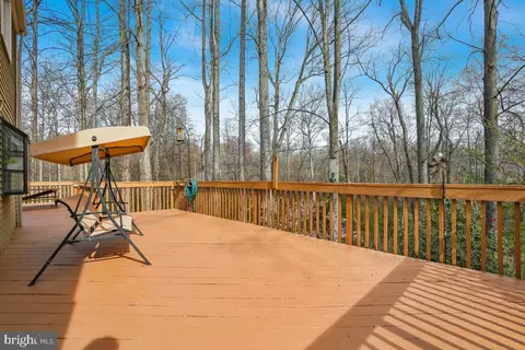 Exterior - 2345 Old Trail Dr, Reston, VA 20191 photo 3 of 7