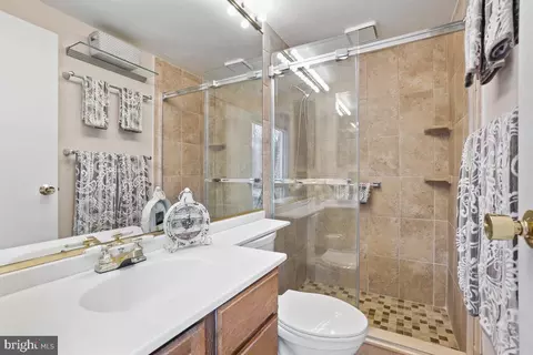 Bath - 2345 Old Trail Dr, Reston, VA 20191 photo 1 of 3