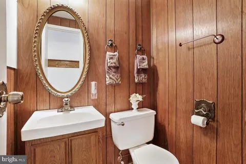 Bath - 2345 Old Trail Dr, Reston, VA 20191 photo 2 of 3