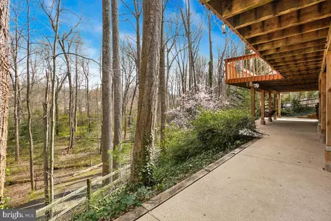 View/Area - 2345 Old Trail Dr, Reston, VA 20191 photo 1 of 1