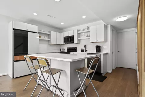 Kitchen - 11585 Maple Ridge Rd, Reston, VA 20190 photo 1 of 4