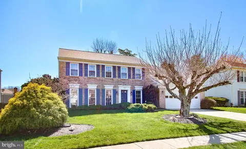 13427 Point Pleasant Dr, Chantilly, VA 20151