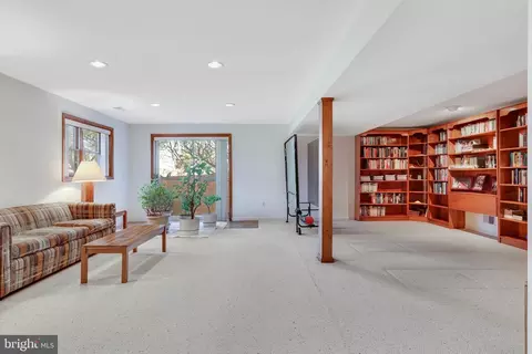 Other - 6920 Chelsea Rd, Mclean, VA 22101 photo 7 of 15