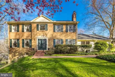 1175 Swinks Mill Rd, Mclean, VA 22102