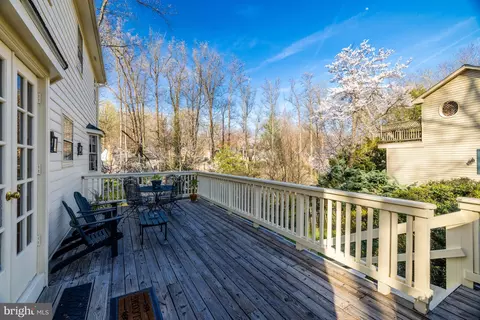 1175 Swinks Mill Rd, Mclean, VA 22102 photo 13