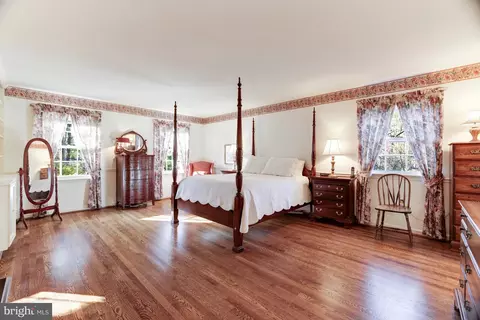1175 Swinks Mill Rd, Mclean, VA 22102 photo 15