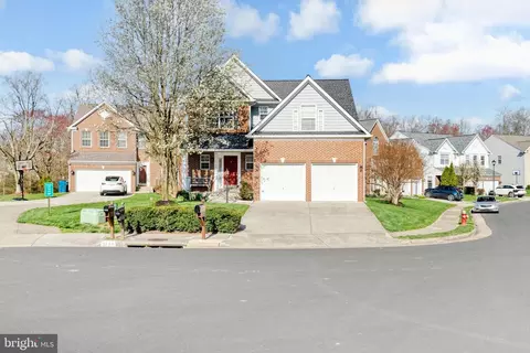 3738 Freehill Ln, Fairfax, VA 22033