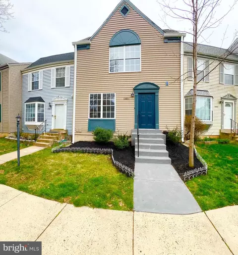 13831 Laura Ratcliff Ct, Centreville, VA 20121