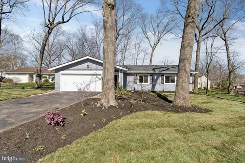 12662 Willow Spring Ct, Herndon, VA 20170