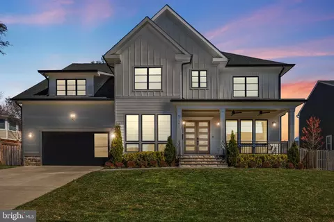 1827 Dalmation Dr, Mclean, VA 22101 photo 2