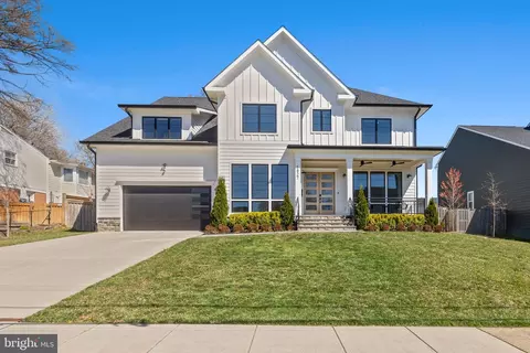 1827 Dalmation Dr, Mclean, VA 22101 photo 3
