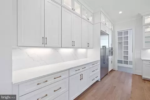 1827 Dalmation Dr, Mclean, VA 22101 photo 14