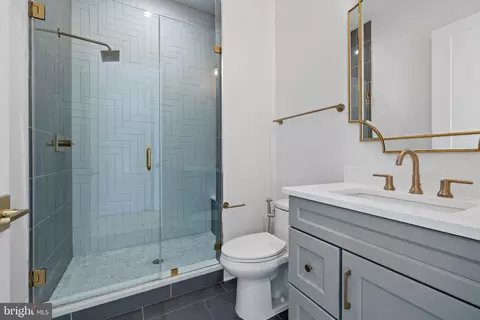 1827 Dalmation Dr, Mclean, VA 22101 photo 33