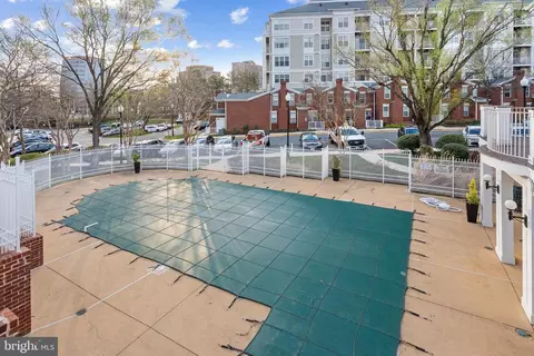 Exterior - 1645 International Dr #211, Mclean, VA 22102 photo 4 of 4