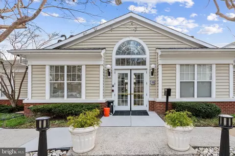 Exterior - 1645 International Dr #211, Mclean, VA 22102 photo 3 of 4