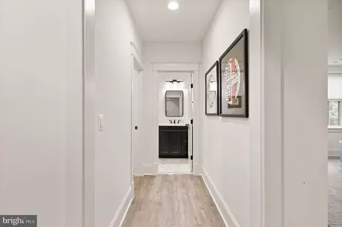 Entry Way - 1714 Forest Ln, Mclean, VA 22101 photo 7 of 7