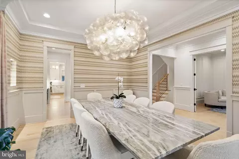 Dining - 1714 Forest Ln, Mclean, VA 22101 photo 3 of 6