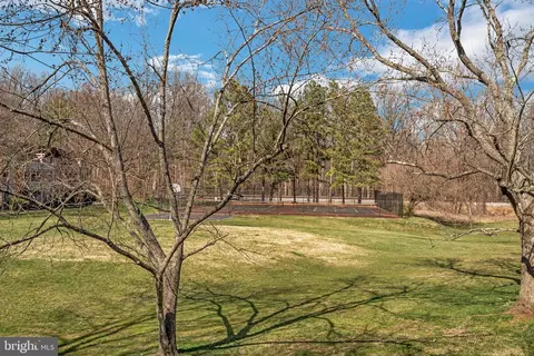 5801 D Rexford Dr #802, Springfield, VA 22152 photo 31