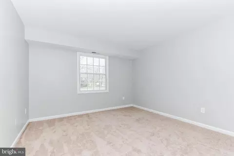 5801 D Rexford Dr #802, Springfield, VA 22152 photo 17