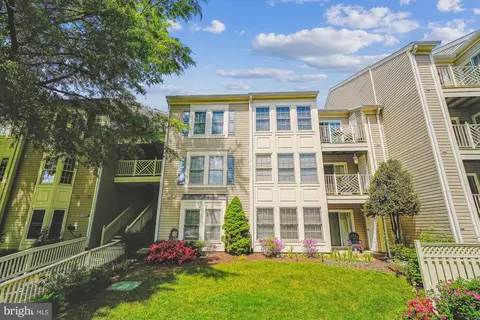 12253 Fairfield House Dr #407, Fairfax, VA 22033