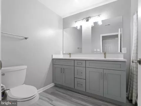1307 Windleaf Dr # -H, Reston, VA 20194 photo 15