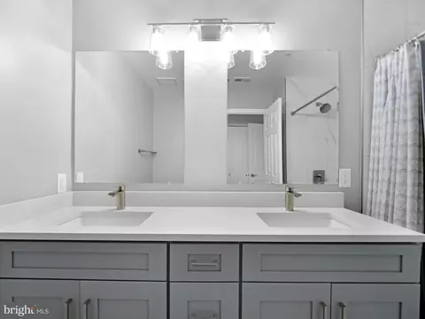 1307 Windleaf Dr # -H, Reston, VA 20194 photo 16