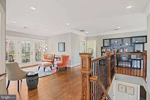 Entry Way - 1911 Barbee St, Mclean, VA 22101 photo 1 of 3