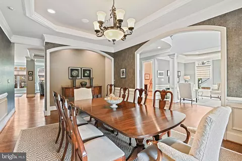 Dining - 1911 Barbee St, Mclean, VA 22101 photo 1 of 2