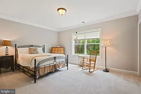 Bedroom - 1911 Barbee St, Mclean, VA 22101 photo 6 of 6
