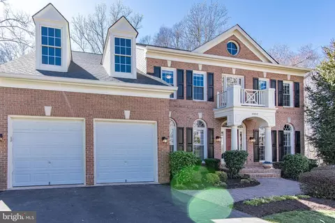 7437 Spring Summit Rd, Springfield, VA 22150