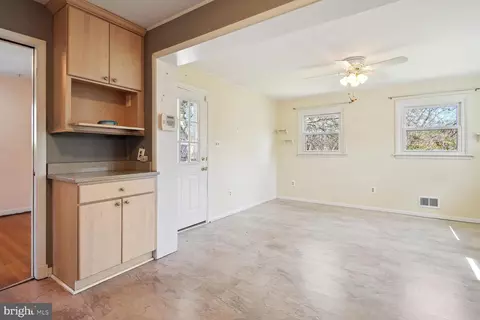 1417 Pathfinder Ln, Mclean, VA 22101 photo 6
