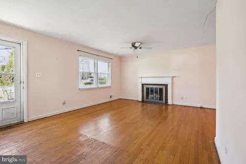 1417 Pathfinder Ln, Mclean, VA 22101 photo 5