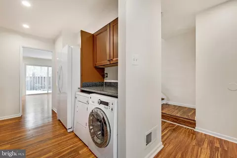Other - 2179 White Cornus Ln, Reston, VA 20191 photo 3 of 6