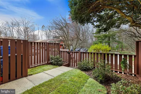 Exterior - 2179 White Cornus Ln, Reston, VA 20191 photo 7 of 7