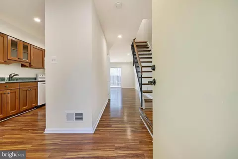 Entry Way - 2179 White Cornus Ln, Reston, VA 20191 photo 2 of 2