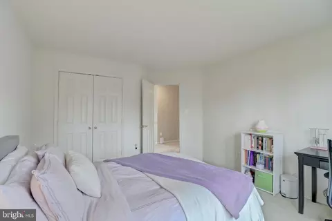 Bedroom - 1109 Northwind Dr, Reston, VA 20194 photo 6 of 12