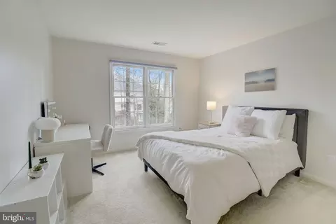 Bedroom - 1109 Northwind Dr, Reston, VA 20194 photo 7 of 12
