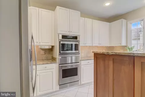Kitchen - 1109 Northwind Dr, Reston, VA 20194 photo 7 of 7