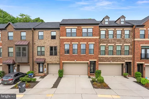3054 Wild Blue Indigo Ct, Fairfax, VA 22031
