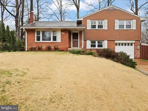 Exterior - 7519 Havelock St, Springfield, VA 22150 photo 2 of 10