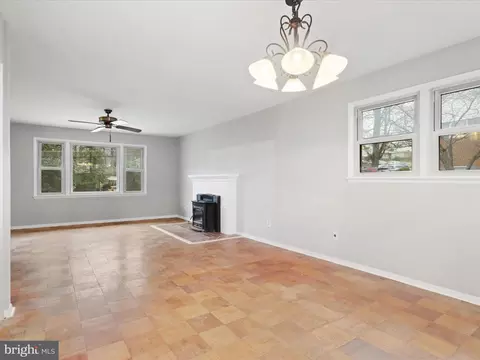 Living - 7519 Havelock St, Springfield, VA 22150 photo 5 of 5