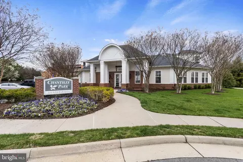 3830 Lightfoot St #131, Chantilly, VA 20151