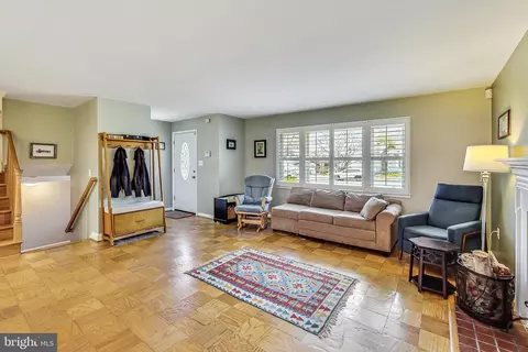 Living - 1411 Audmar Dr, Mclean, VA 22101 photo 1 of 4
