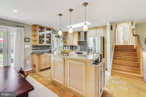 Kitchen - 1411 Audmar Dr, Mclean, VA 22101 photo 2 of 7